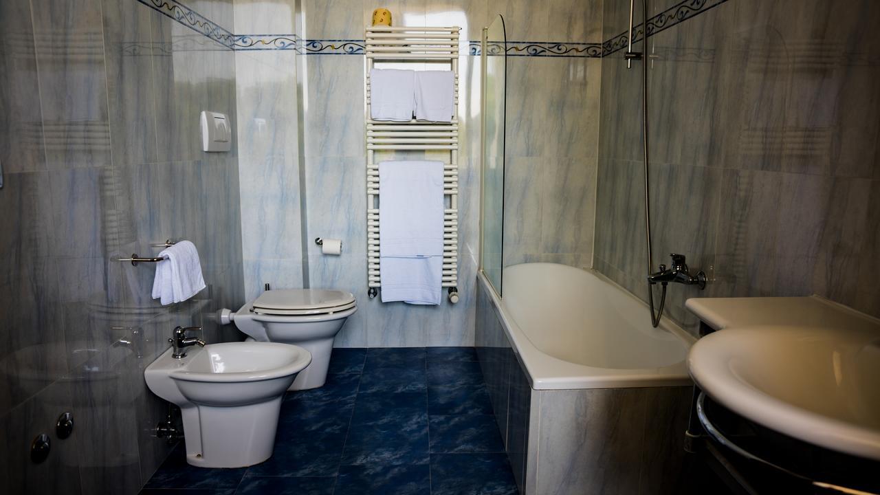 מונטה סן סאבינו Albergo Ristorante Da Domenico מראה חיצוני תמונה